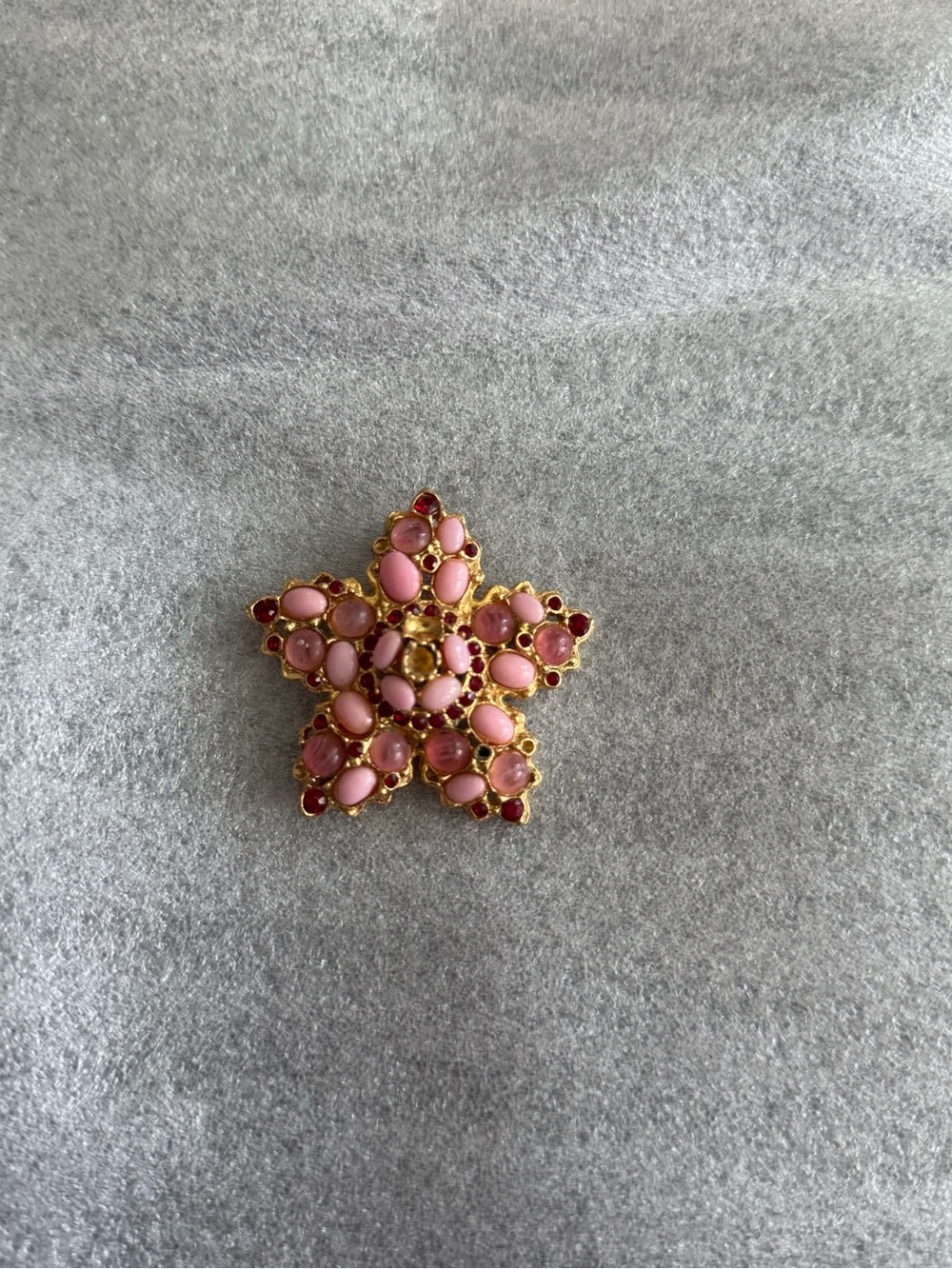 Vintage Gold-Tone Pink Star Brooch with Pink and Red Accents
